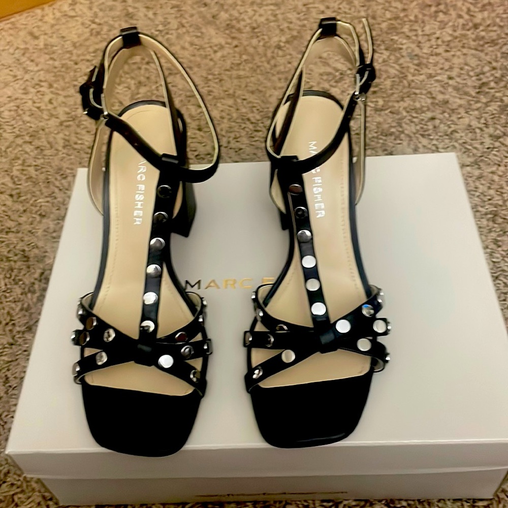 Marc Fisher Studded Sandals Size 6.5